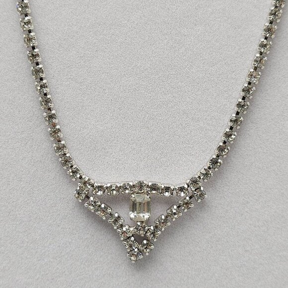 Vintage Rhinestone Necklace With Art Deco Style Pendant Clear Stones - Picture 2 of 6